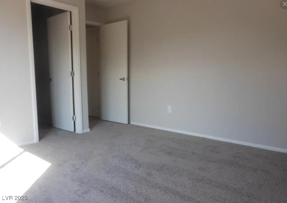 6176 Scarlet Leaf, Las Vegas, NV 89148