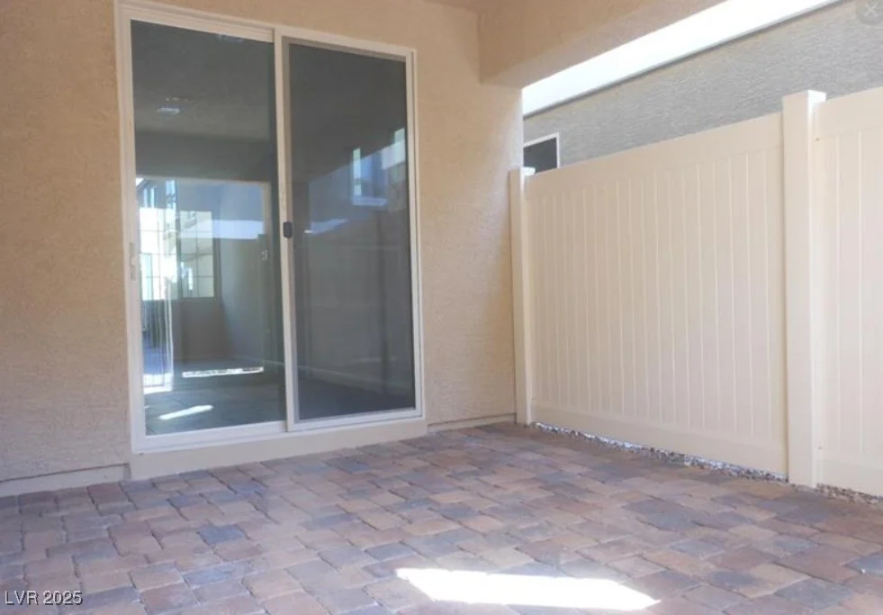 6176 Scarlet Leaf, Las Vegas, NV 89148