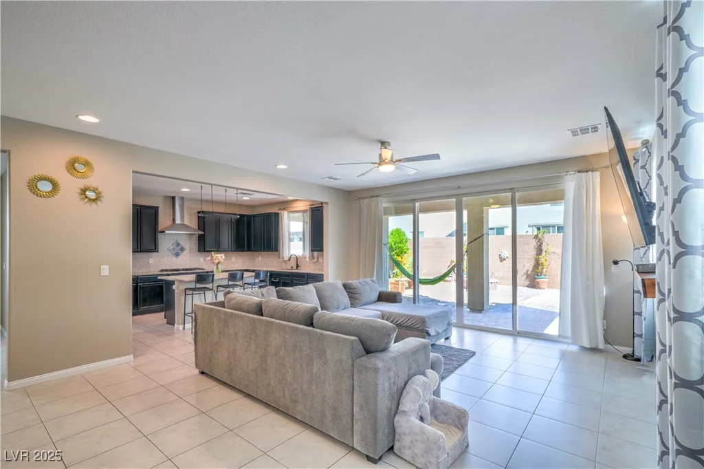 4126 Enchanting Sky, North Las Vegas, NV 89081