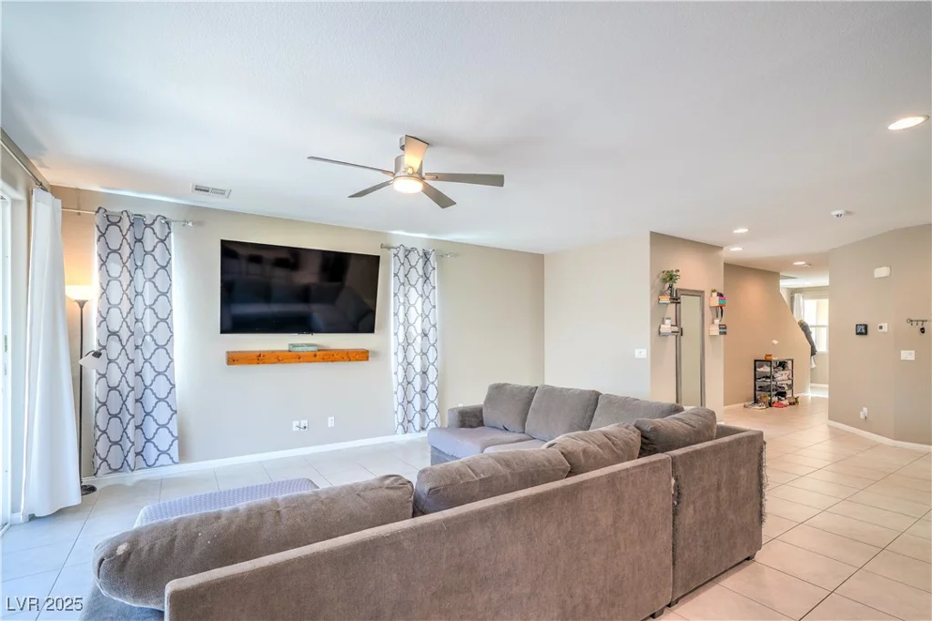 4126 Enchanting Sky, North Las Vegas, NV 89081