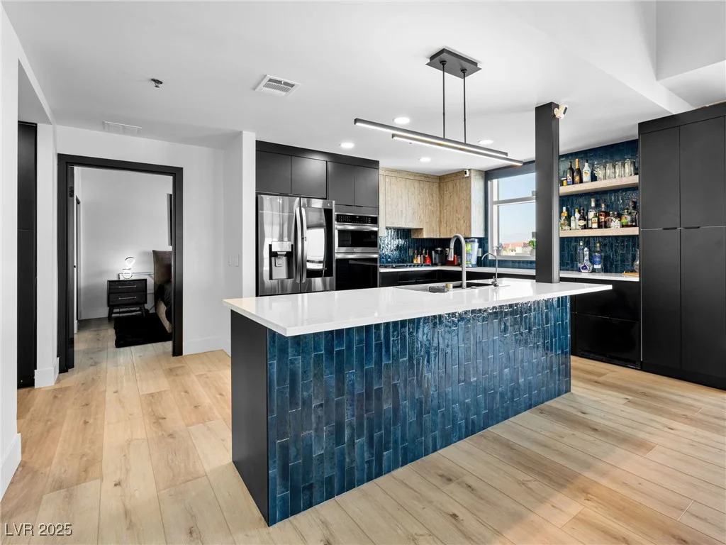 150 Las Vegas, Las Vegas, NV 89101