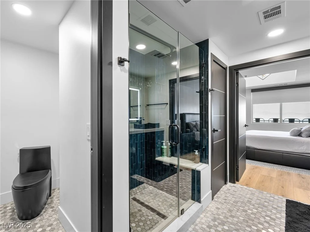 150 Las Vegas, Las Vegas, NV 89101