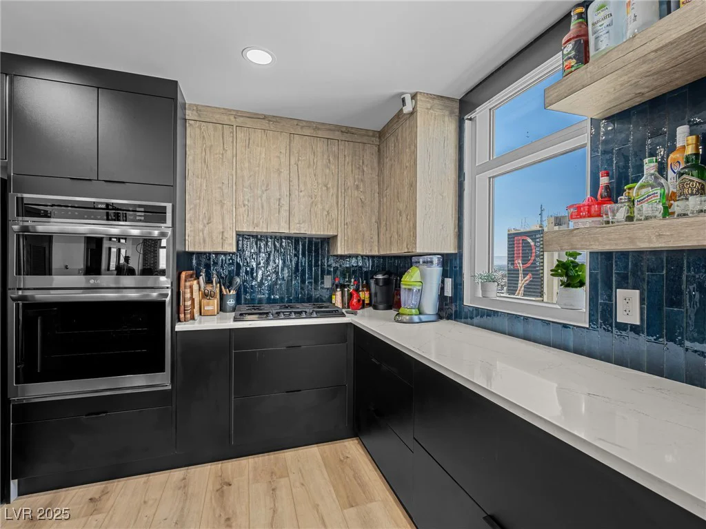 150 Las Vegas, Las Vegas, NV 89101