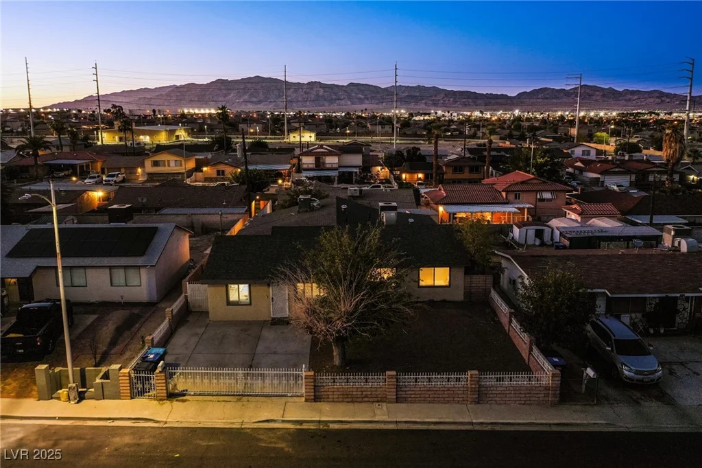 616 Marcella, North Las Vegas, NV 89030