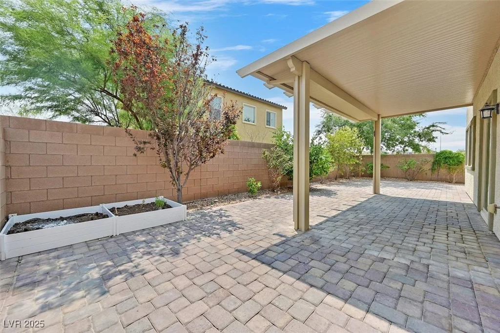6847 Unionhouse Creek, Las Vegas, NV 89178