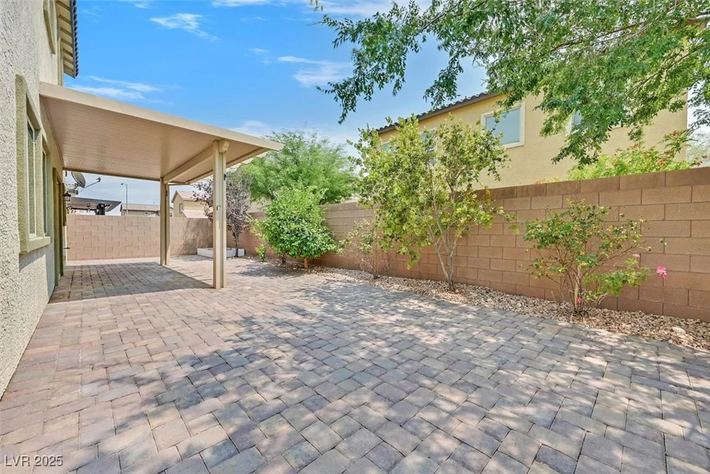 6847 Unionhouse Creek, Las Vegas, NV 89178