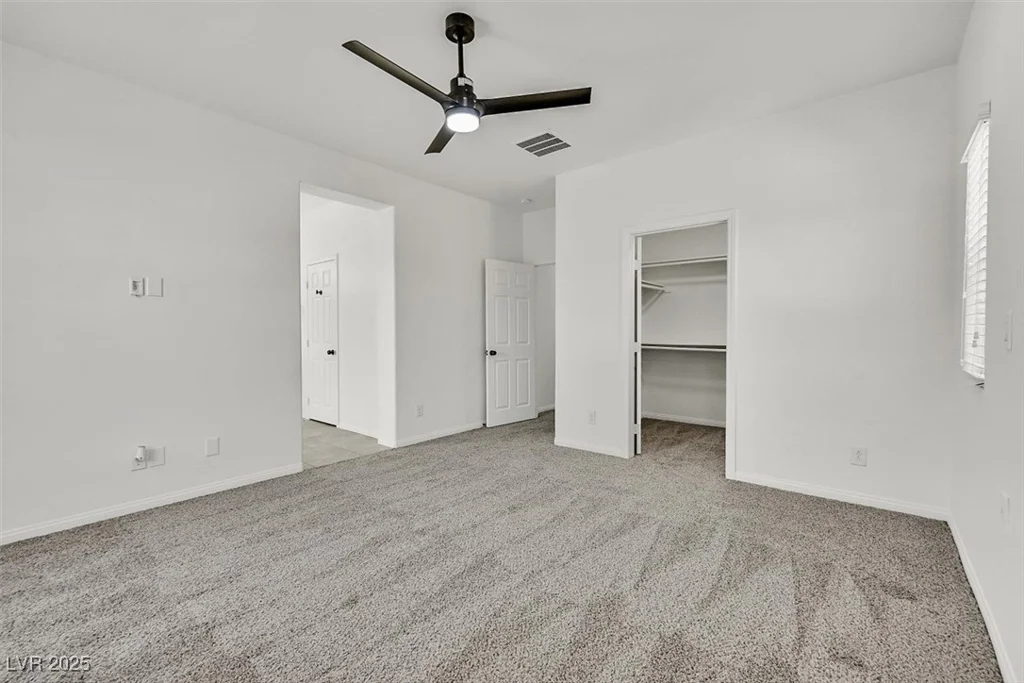 6847 Unionhouse Creek, Las Vegas, NV 89178