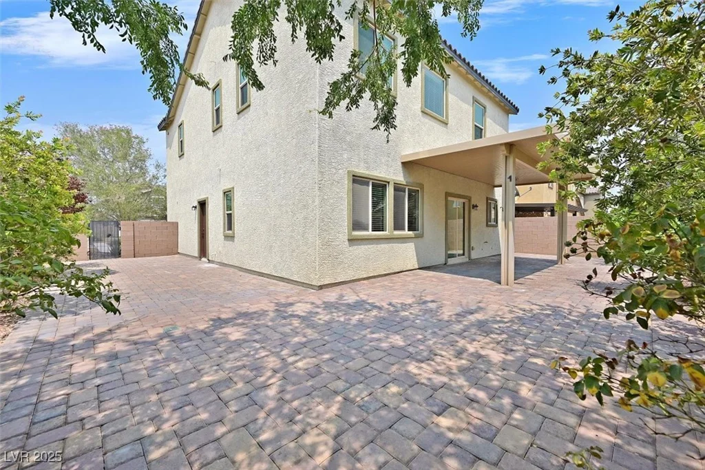 6847 Unionhouse Creek, Las Vegas, NV 89178