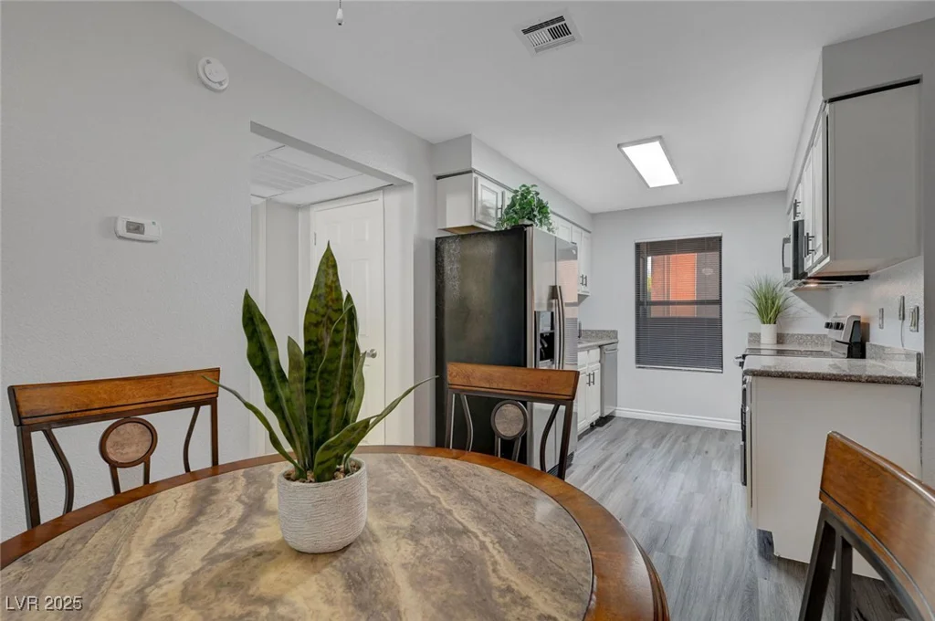 2451 Rainbow, Las Vegas, NV 89108