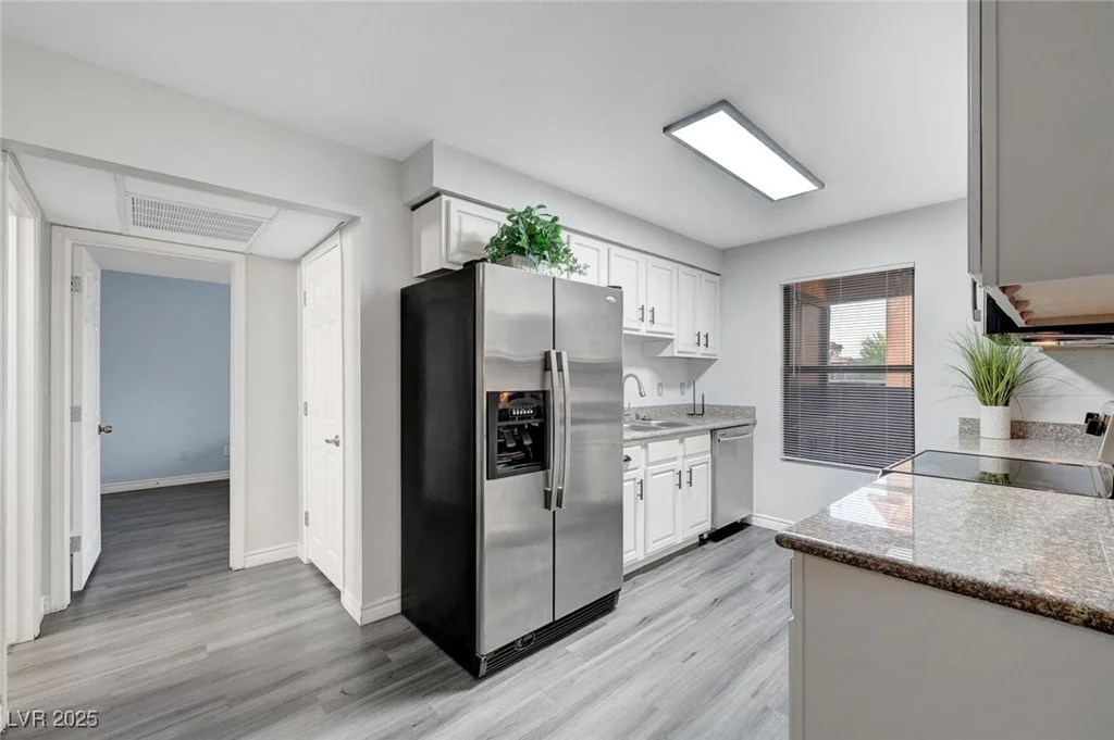 2451 Rainbow, Las Vegas, NV 89108