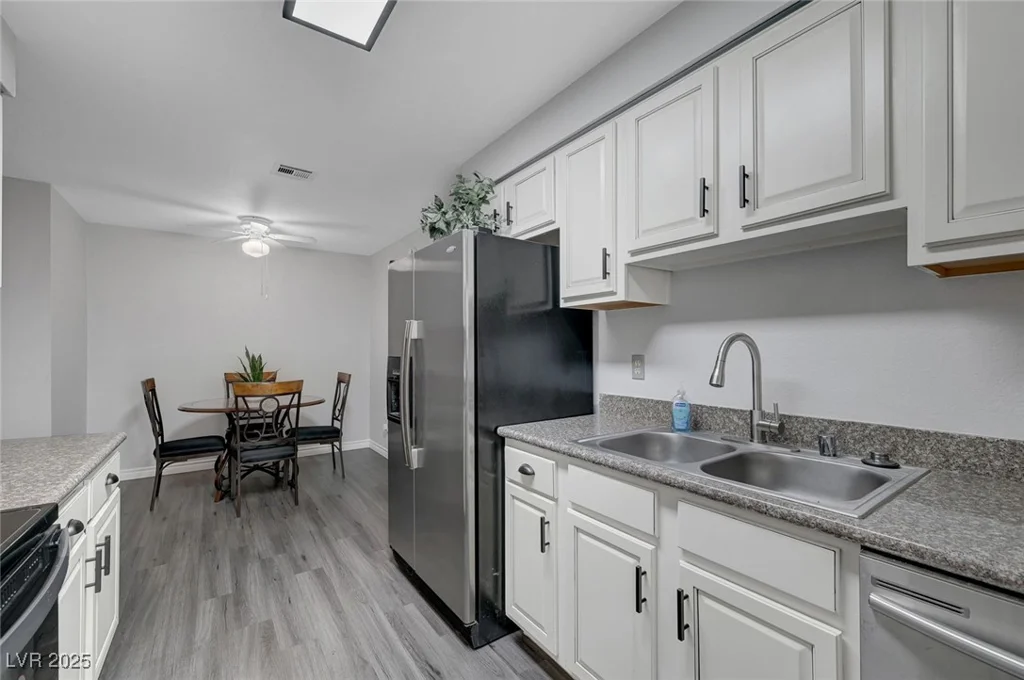 2451 Rainbow, Las Vegas, NV 89108