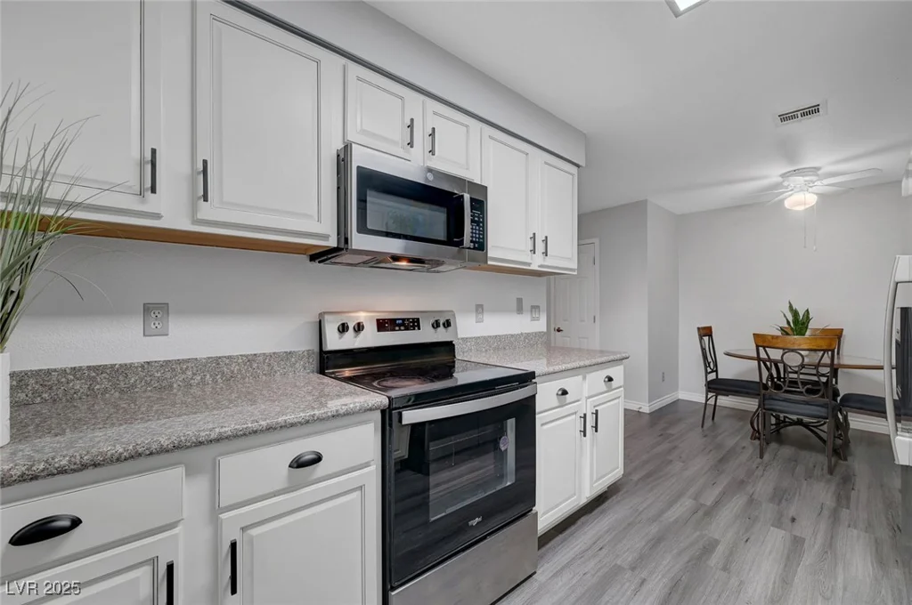 2451 Rainbow, Las Vegas, NV 89108