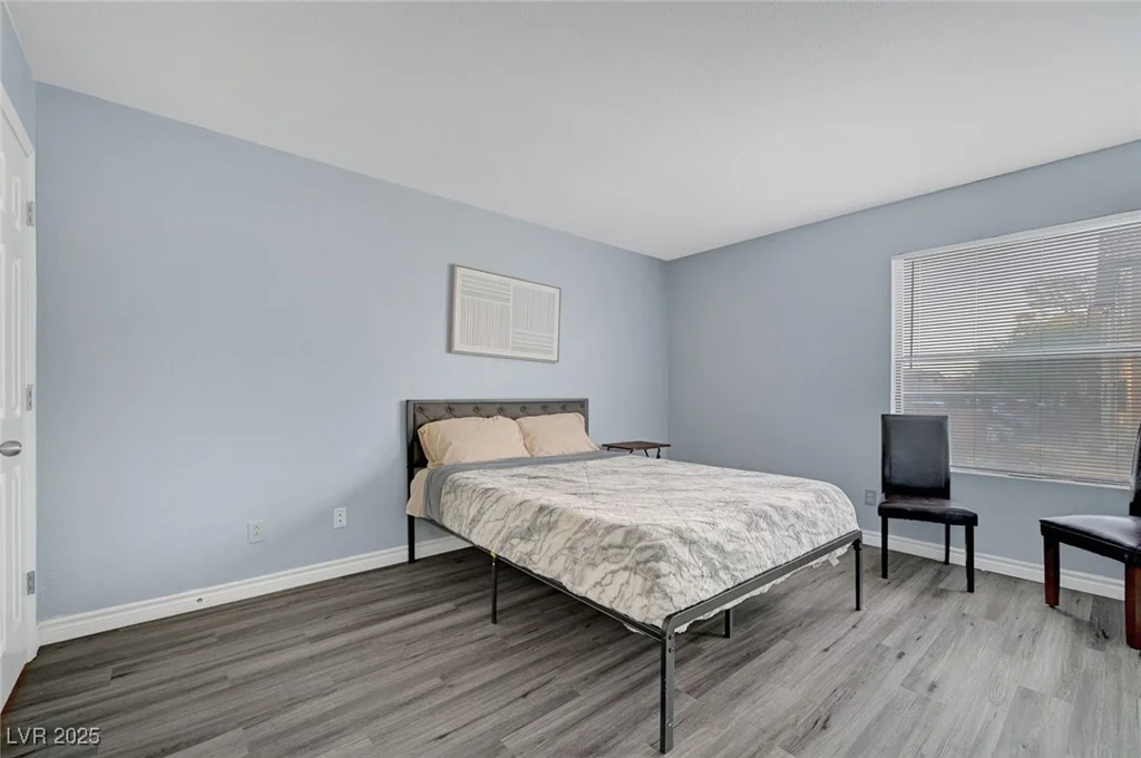 2451 Rainbow, Las Vegas, NV 89108