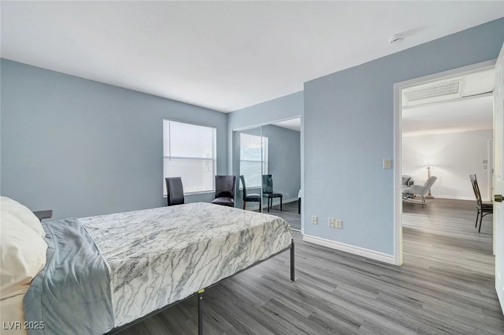 2451 Rainbow, Las Vegas, NV 89108