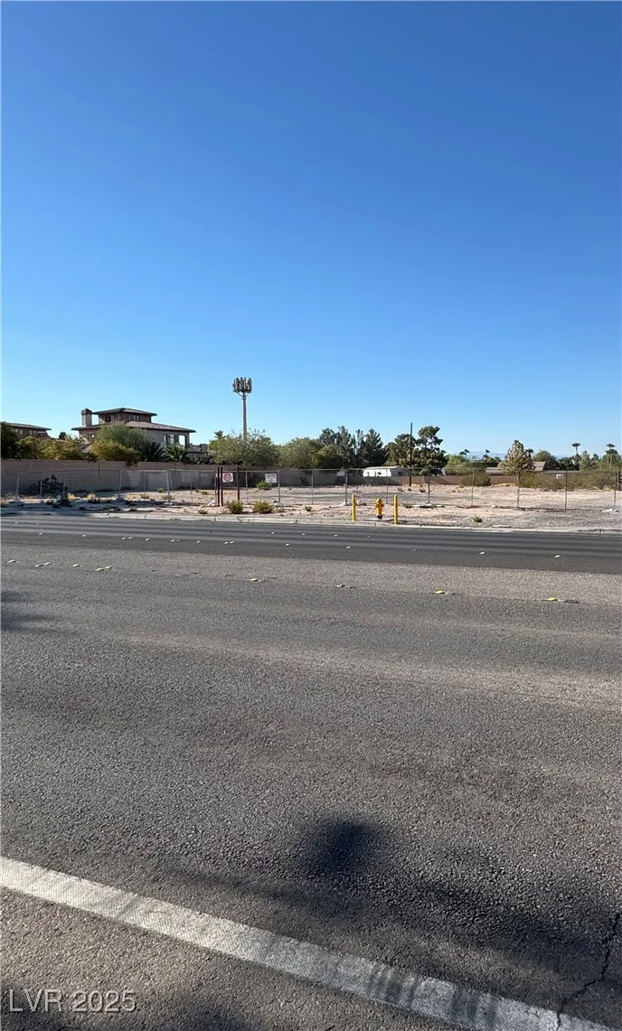 2220 Wigwam, Las Vegas, NV 89123