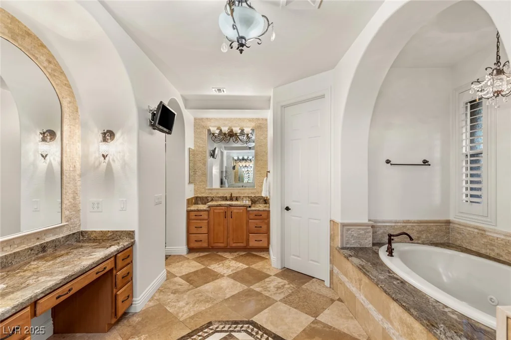 3050 AMERICAN RIVER, Las Vegas, NV 89135