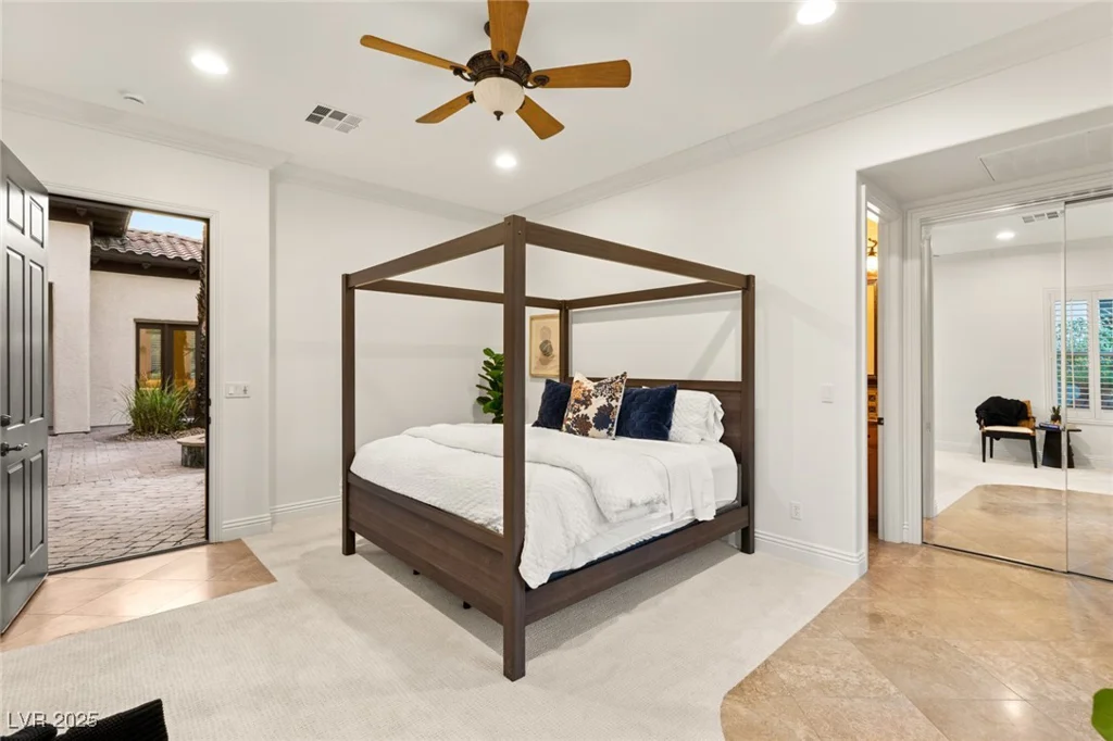 3050 AMERICAN RIVER, Las Vegas, NV 89135