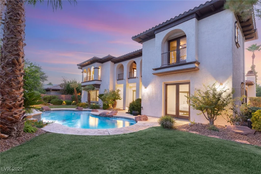 3050 AMERICAN RIVER, Las Vegas, NV 89135