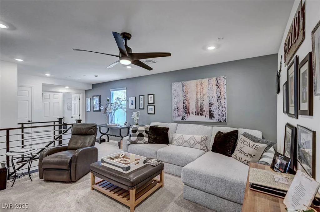 10860 Trail Mark, Las Vegas, NV 89166