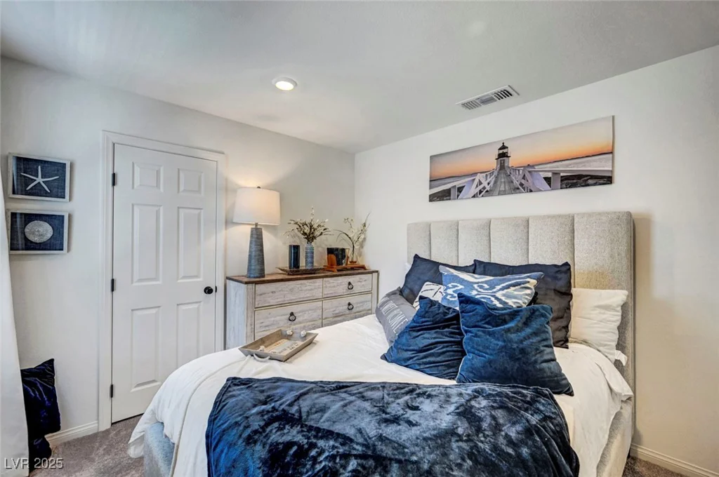 10860 Trail Mark, Las Vegas, NV 89166
