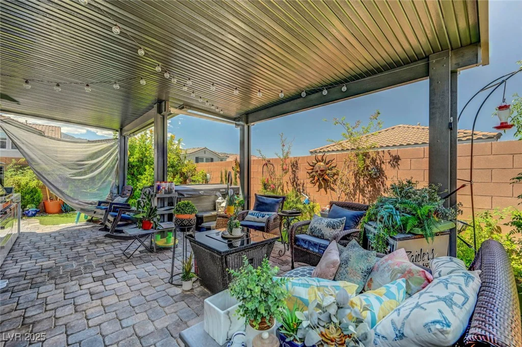 10860 Trail Mark, Las Vegas, NV 89166