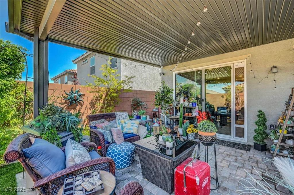 10860 Trail Mark, Las Vegas, NV 89166