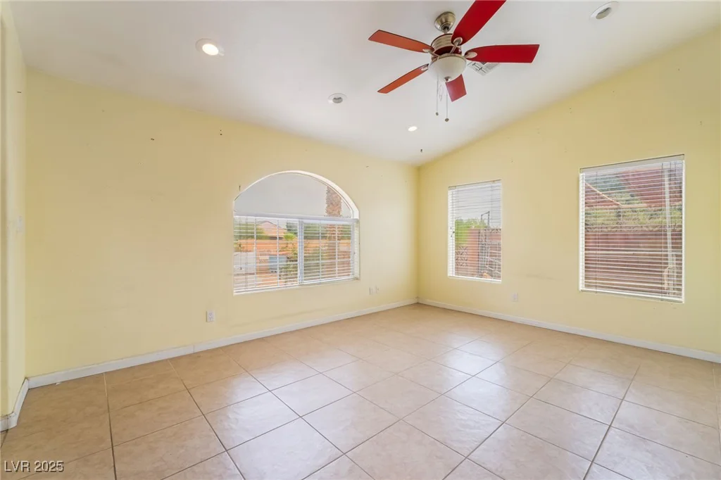 331 Erie, Las Vegas, NV 89183
