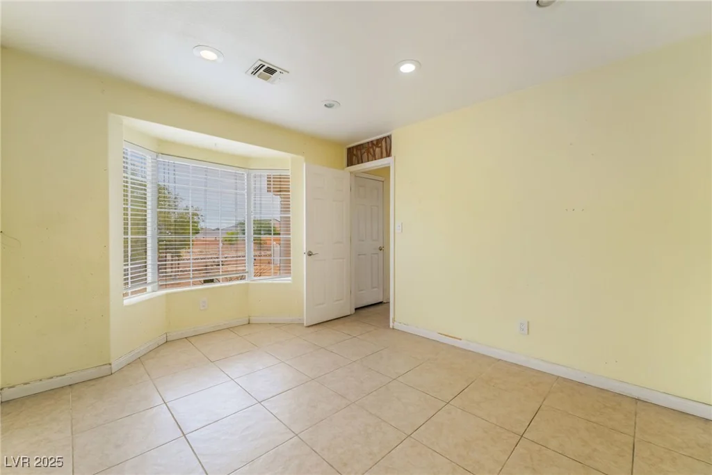 331 Erie, Las Vegas, NV 89183
