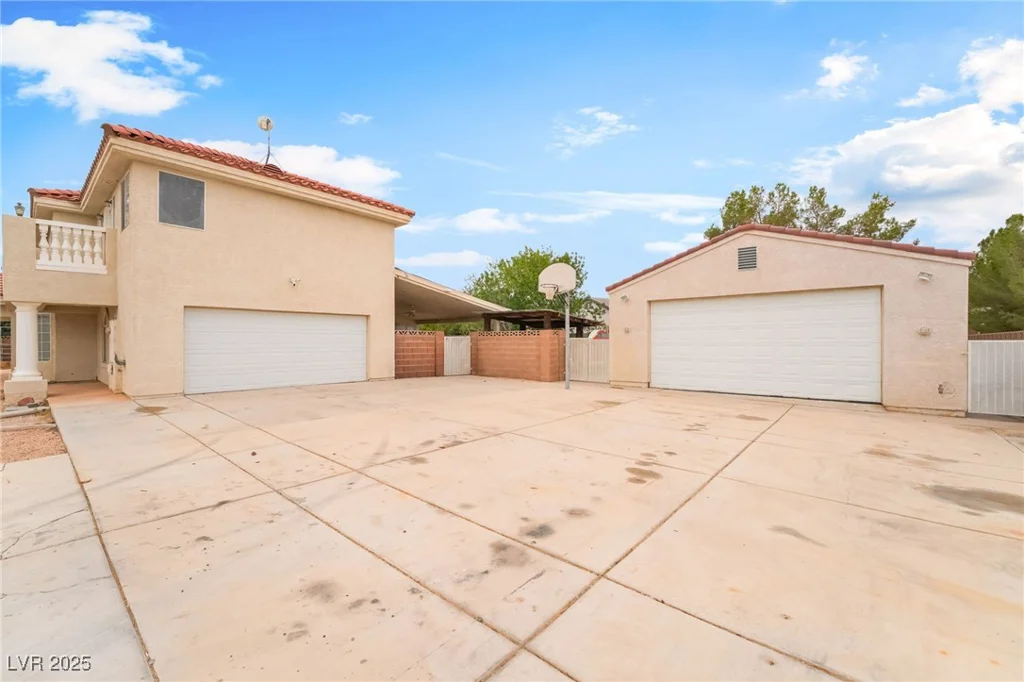 331 Erie, Las Vegas, NV 89183
