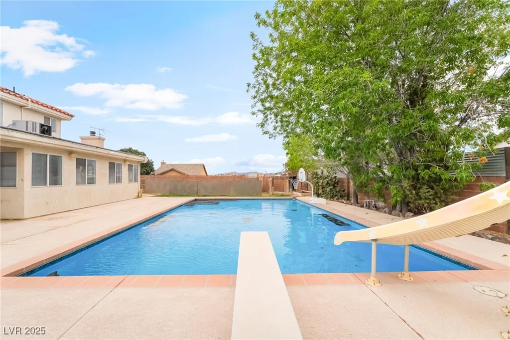 331 Erie, Las Vegas, NV 89183
