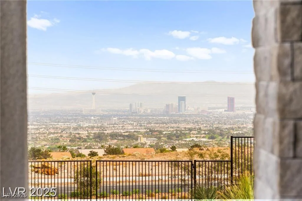 2407 Ridgeline Wash, Las Vegas, NV 89138
