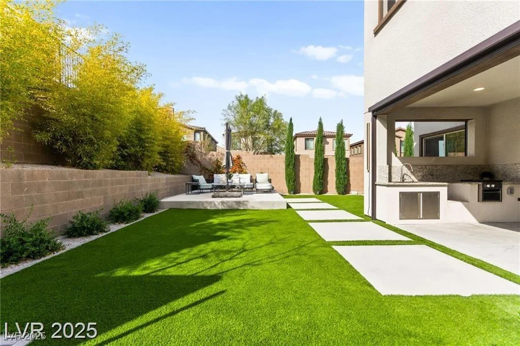 2407 Ridgeline Wash, Las Vegas, NV 89138