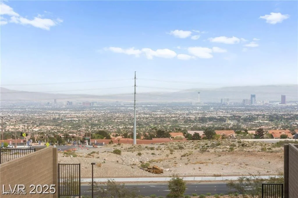 2407 Ridgeline Wash, Las Vegas, NV 89138