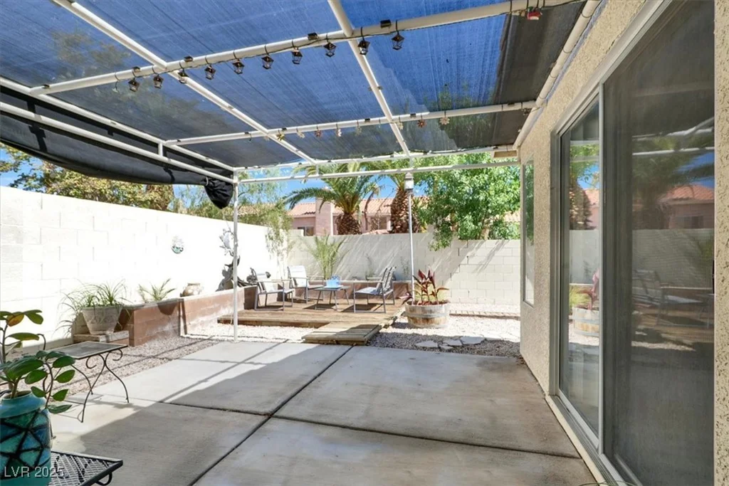 8236 Hollow Wharf, Las Vegas, NV 89128