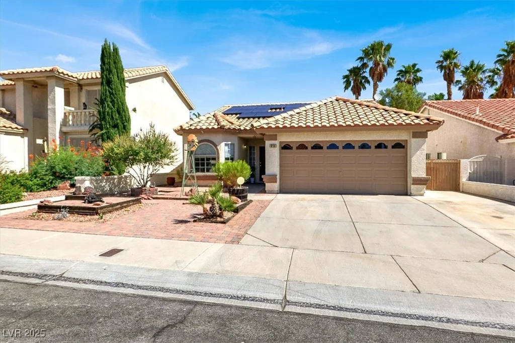 8236 Hollow Wharf, Las Vegas, NV 89128