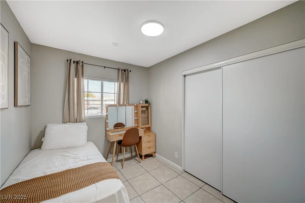 2725 Holmes, North Las Vegas, NV 89030