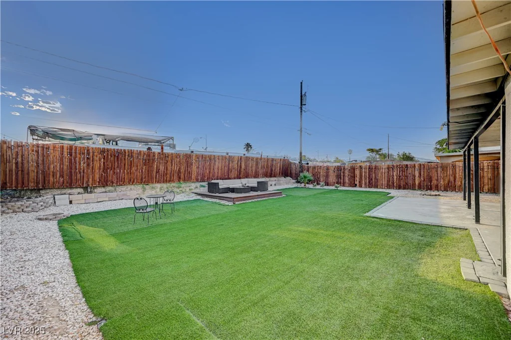 2725 Holmes, North Las Vegas, NV 89030