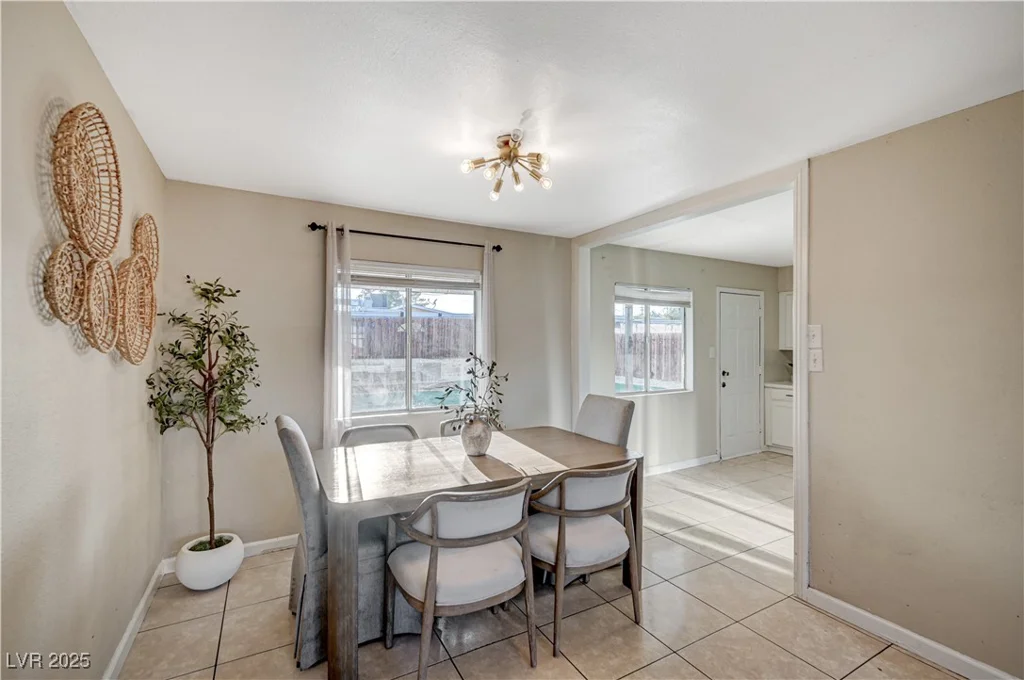 2725 Holmes, North Las Vegas, NV 89030