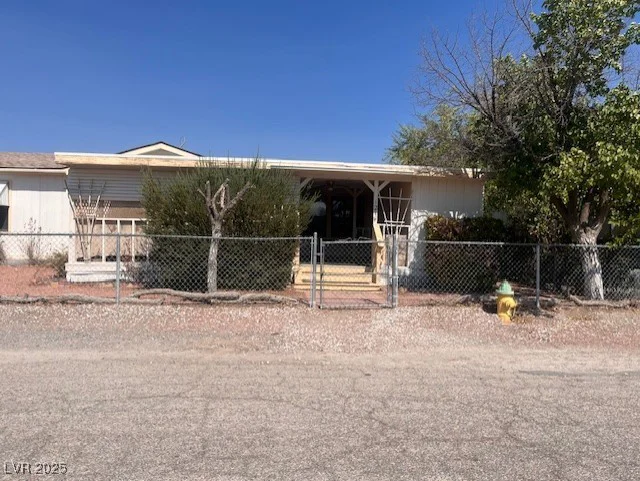121 Tonopah, Pahrump, NV 89048