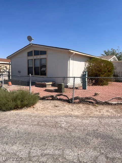 121 Tonopah, Pahrump, NV 89048