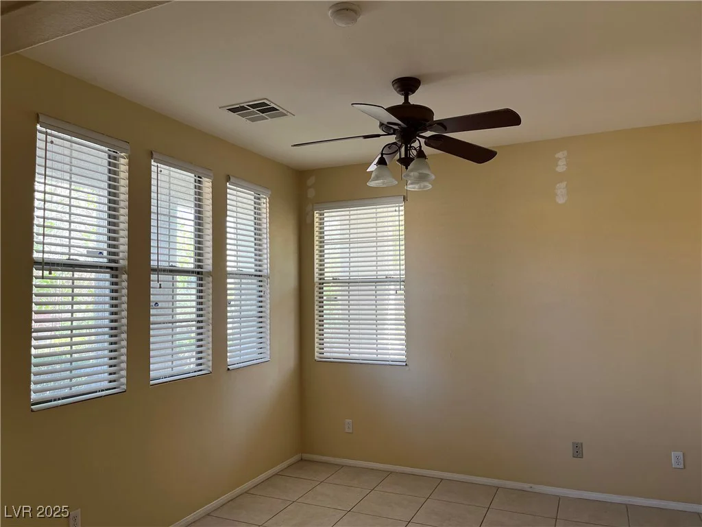 2461 Brooklyn Bridge, Las Vegas, NV 89135