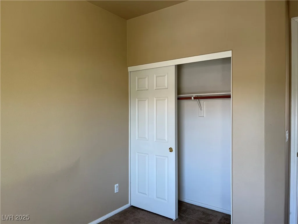 2461 Brooklyn Bridge, Las Vegas, NV 89135