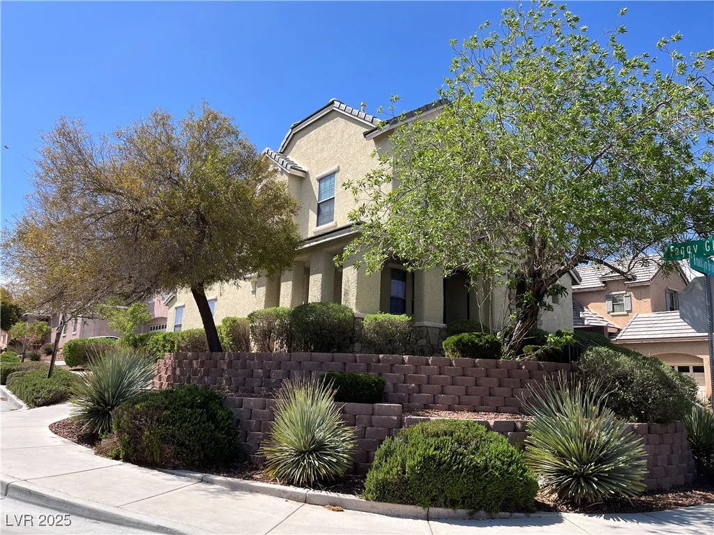 2461 Brooklyn Bridge, Las Vegas, NV 89135