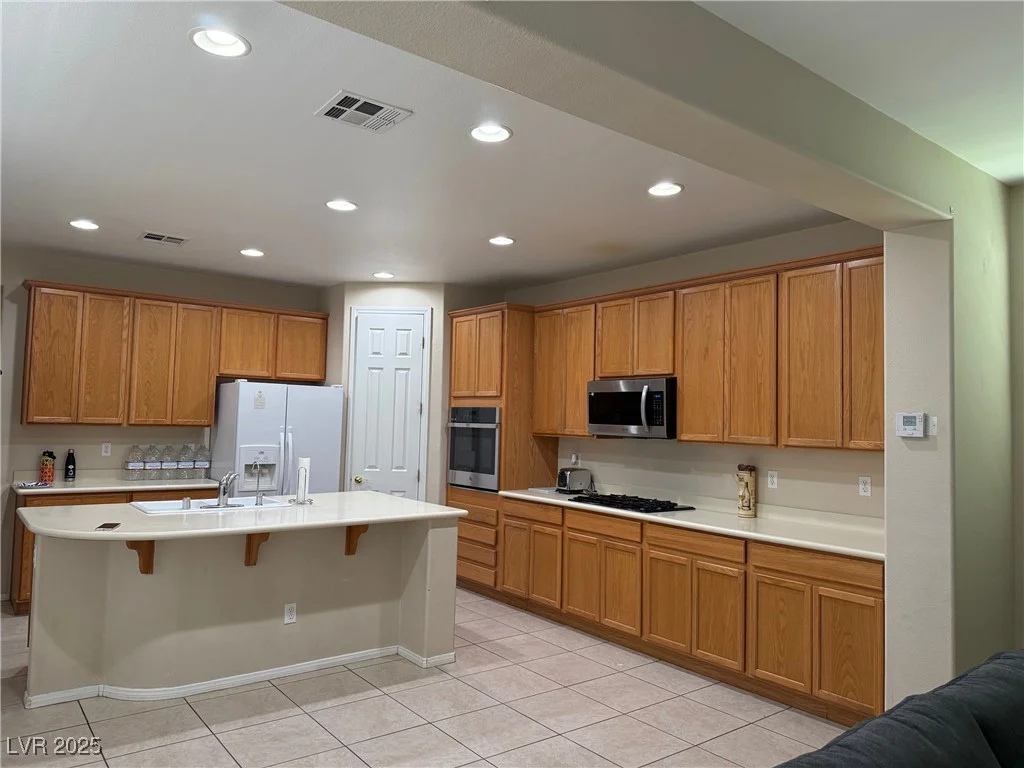 2461 Brooklyn Bridge, Las Vegas, NV 89135