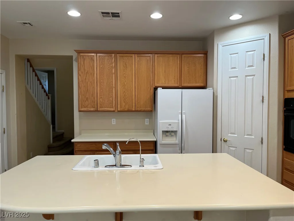 2461 Brooklyn Bridge, Las Vegas, NV 89135