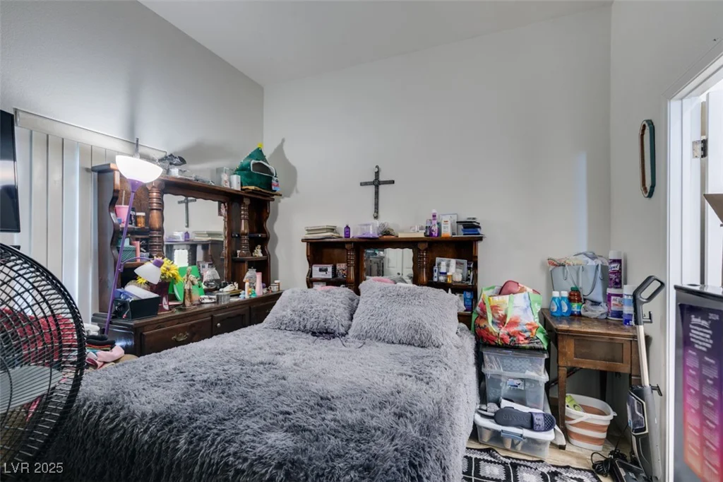 1860 Racine, Las Vegas, NV 89156