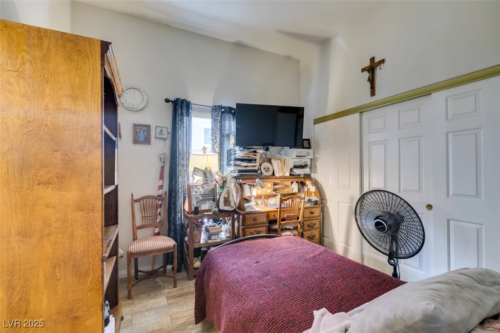 1860 Racine, Las Vegas, NV 89156