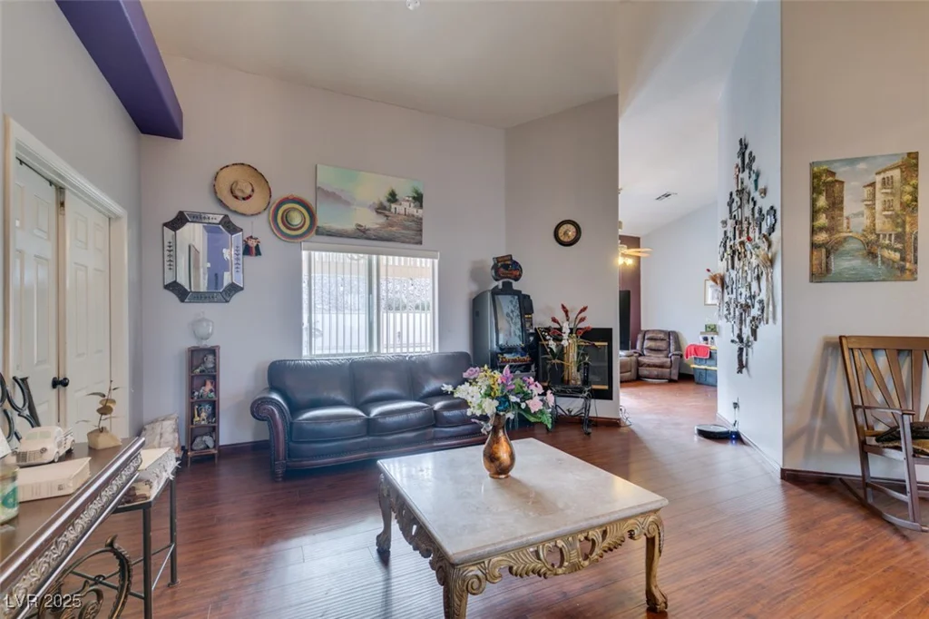 1860 Racine, Las Vegas, NV 89156