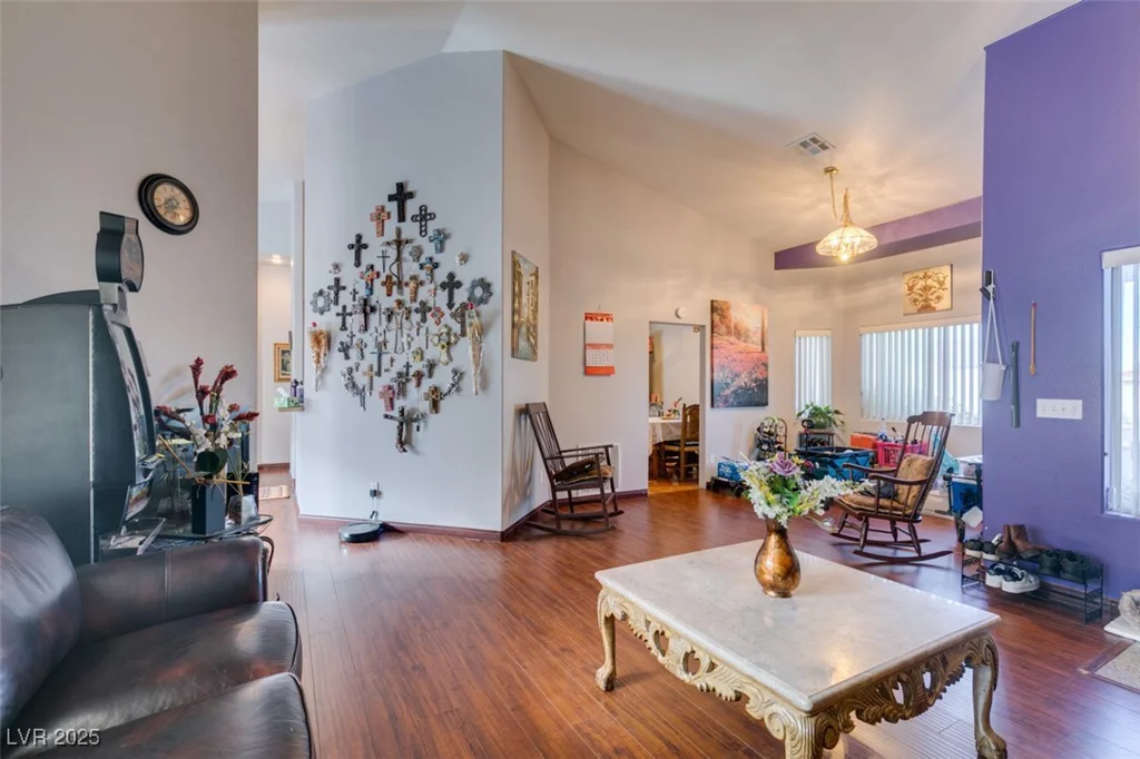 1860 Racine, Las Vegas, NV 89156