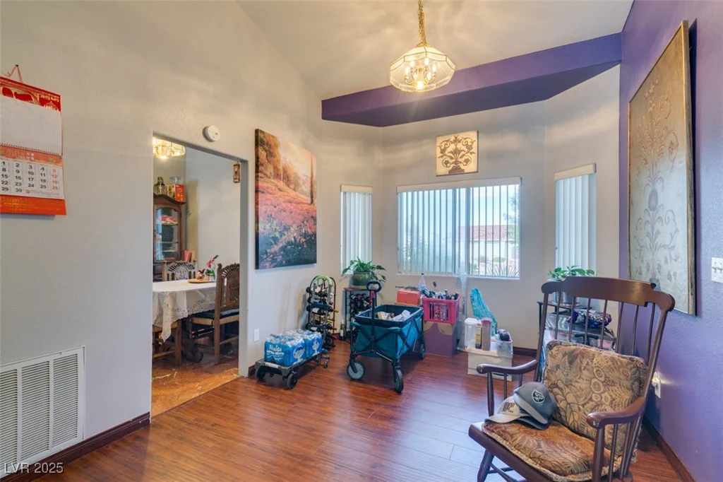 1860 Racine, Las Vegas, NV 89156